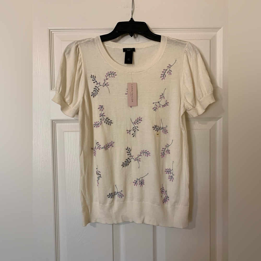 Ann Taylor‎ Embellished Beaded Floral Print Short Sleeve Blouse Size MP Cream